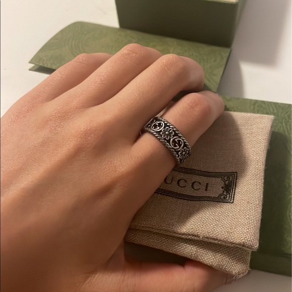 Gucci silver ring GG logo size 17 with jewelry box - Picture 7 of 8